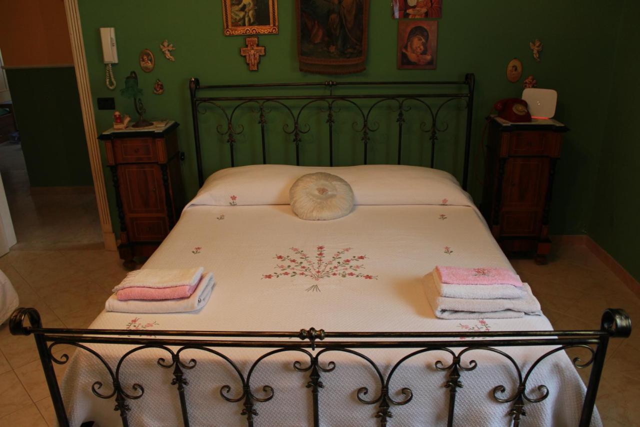 B&B Betania Riposto Kültér fotó